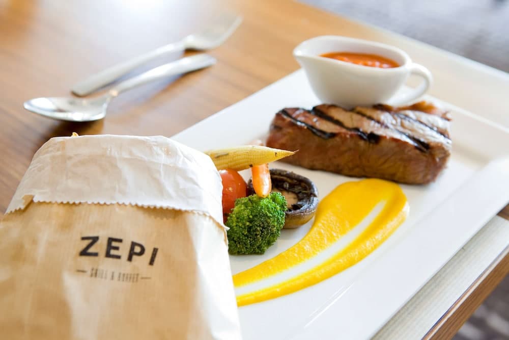 SunSquare Cape Town Gardens, Restaurant