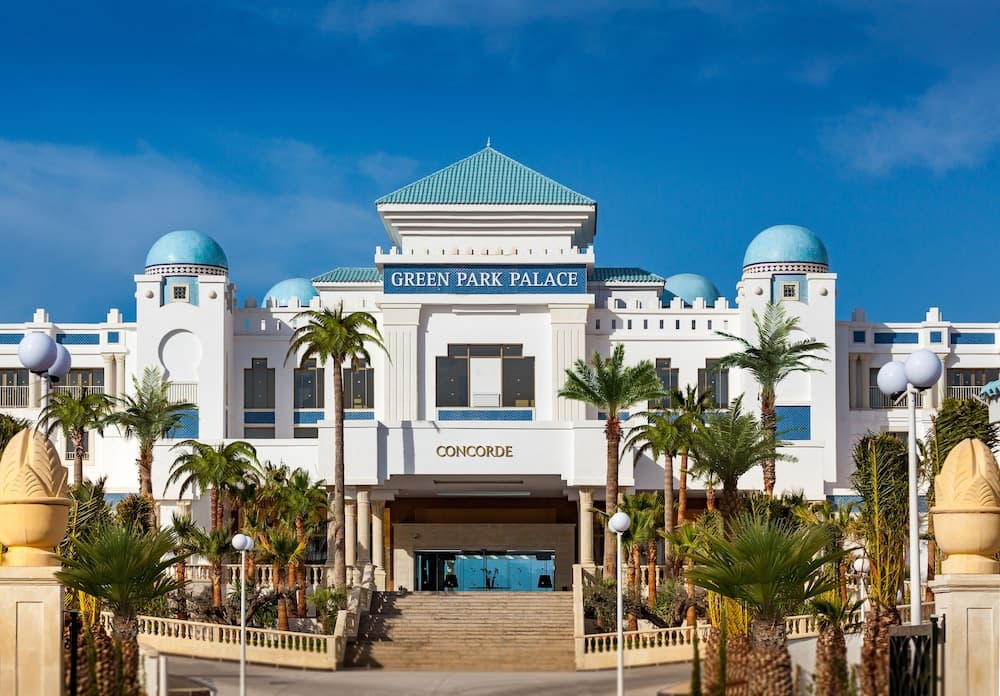 Barceló Concorde Green Park Palace, Front of property