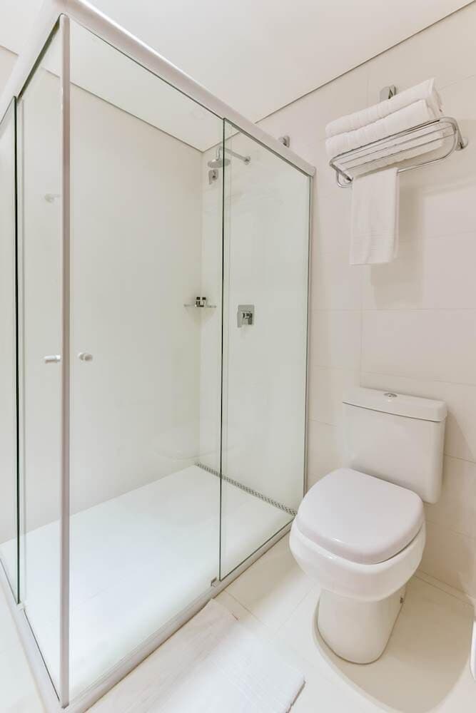 Intercity Anápolis, Bathroom