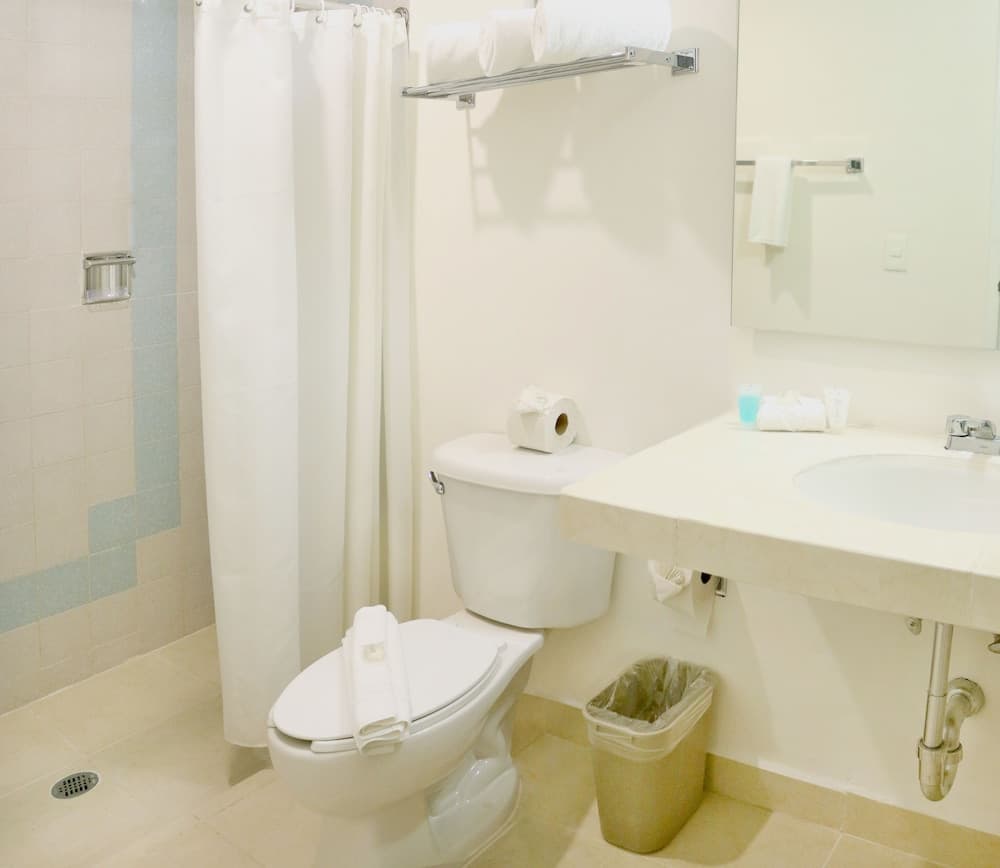 All Ritmo Cancun Resort & Water Park - All Inclusive [EXCLUSIVO BLOQUEOS], Bathroom
