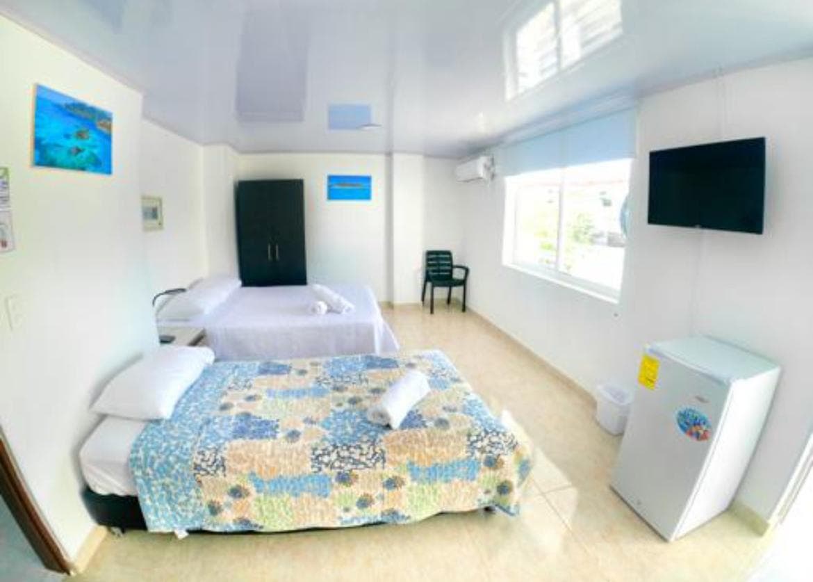 Blue Island Hotel, Guest room