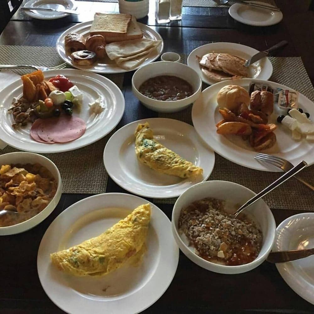 Atana Khasab Hotel, Restaurant