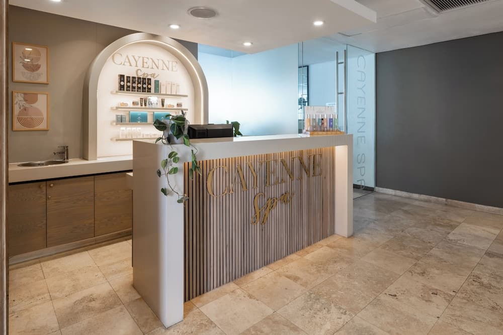 PEPPERCLUB HOTEL, Spa reception