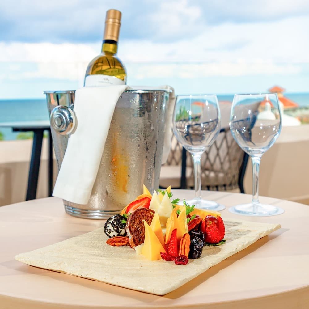 Dreams Aventuras Riviera Maya - All Inclusive, Champagne service