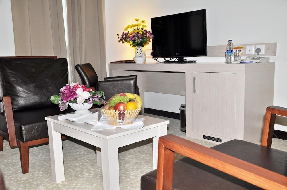City Hotel Duqm, Living room