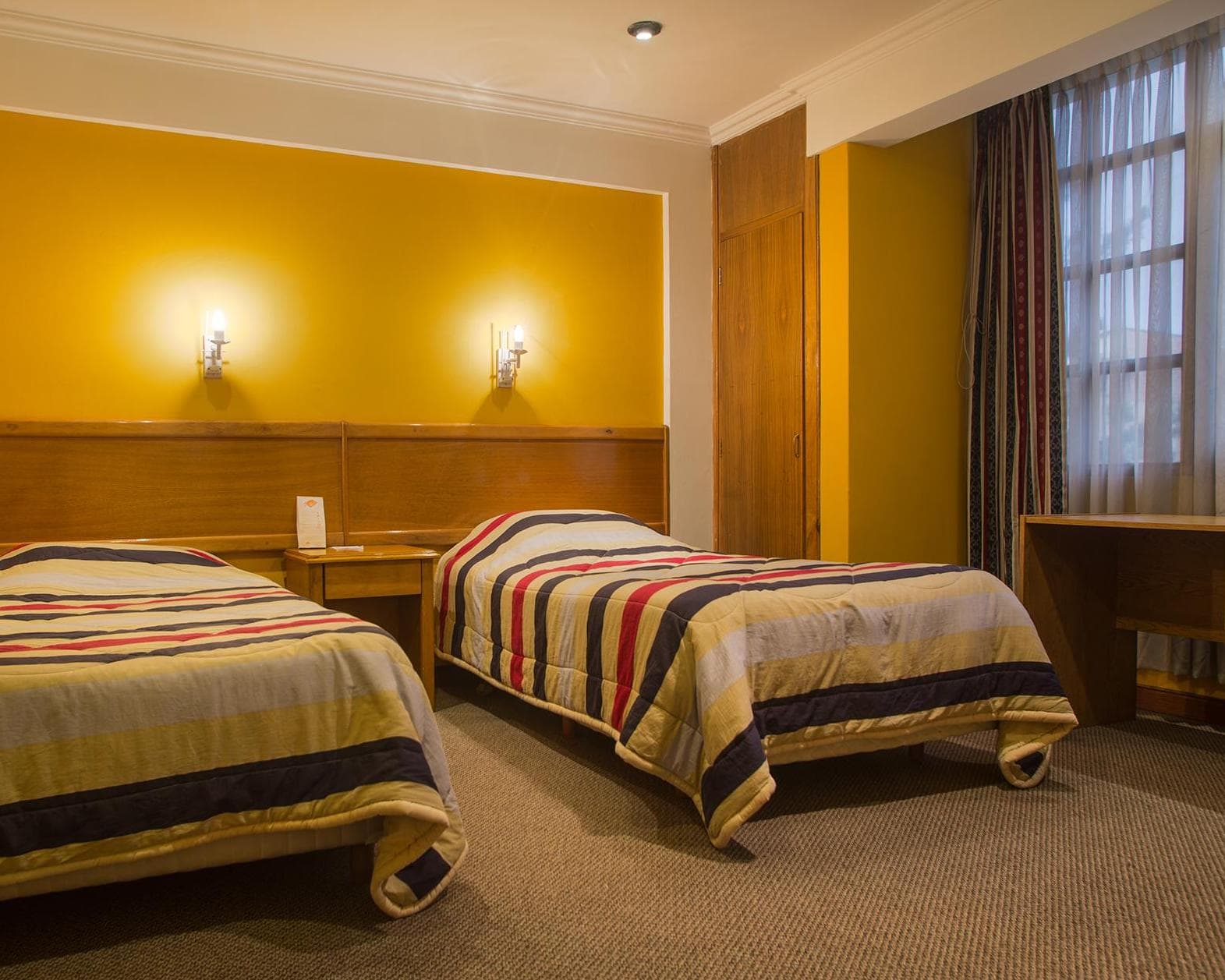 HOTEL CIMA ARGENTUM, 