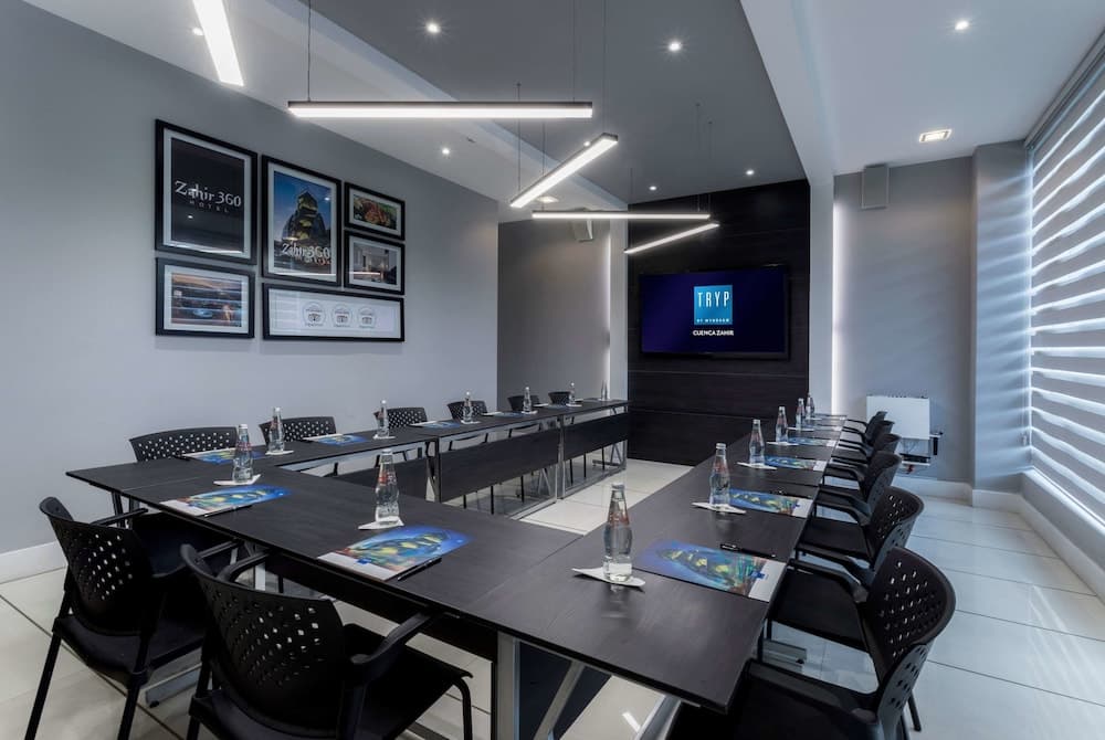 TRYP BY WYNDHAM CUENCA ZAHIR, Meeting Facility