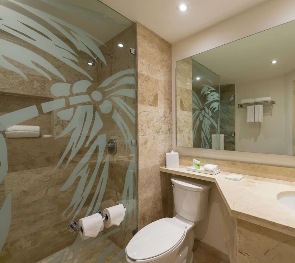 The Reef Playacar Beach Resort & Spa, Bathroom