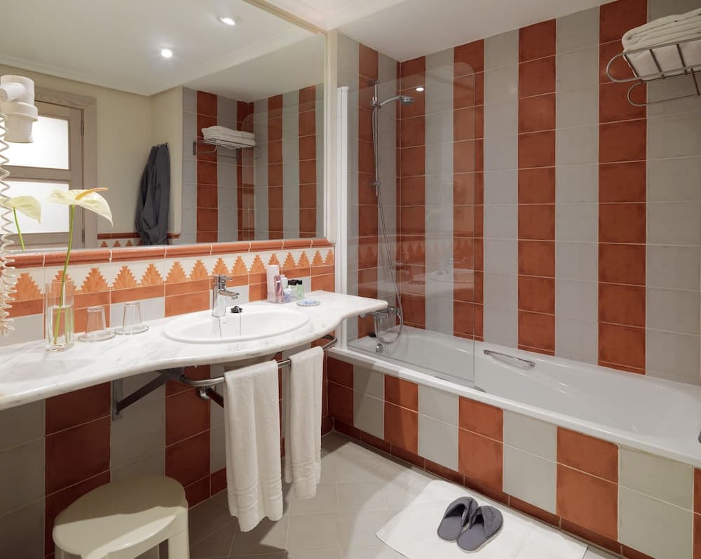 xx-H10 Costa Adeje Palace - GATTINONI, Bathroom