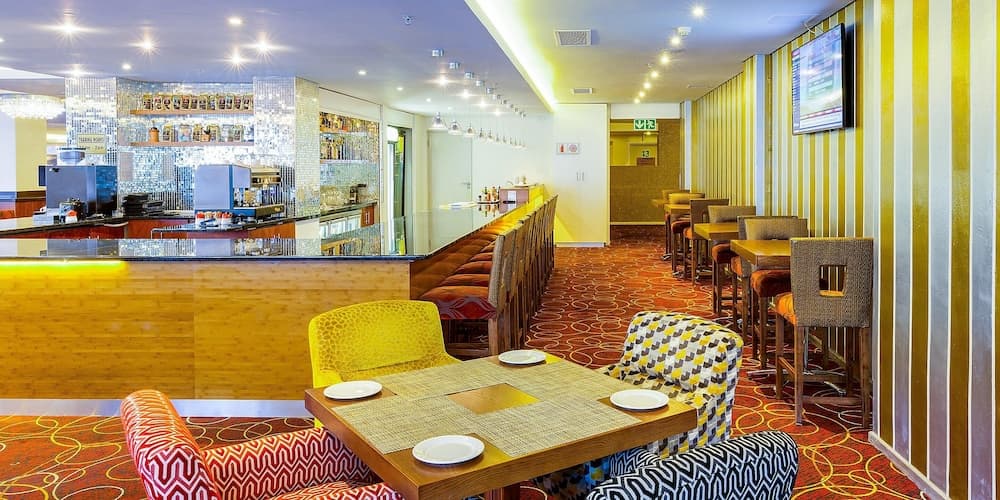 Cresta Grande Cape Town, Restaurant