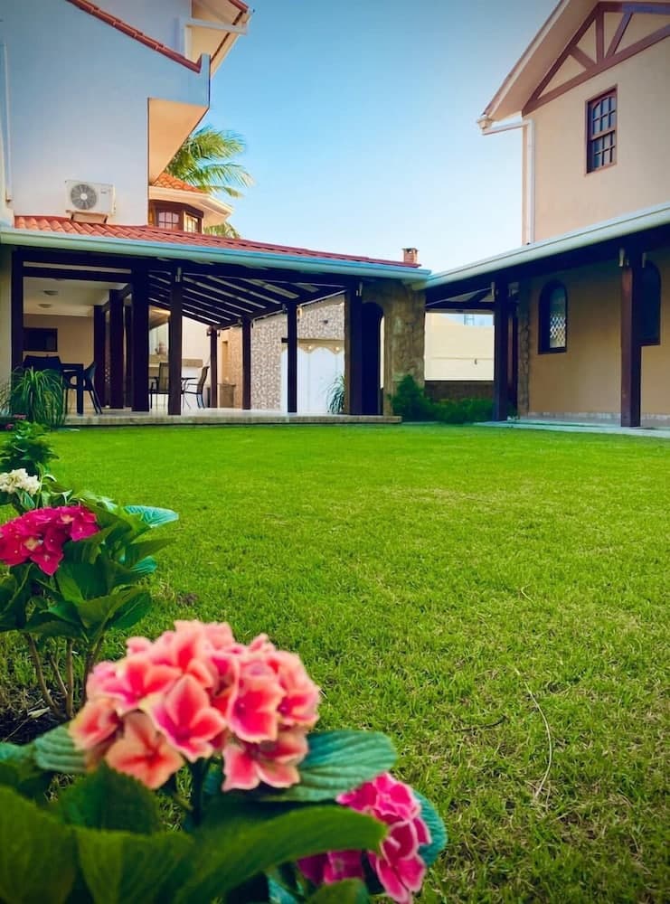 Hotel BY Armonia SCZ, Exterior