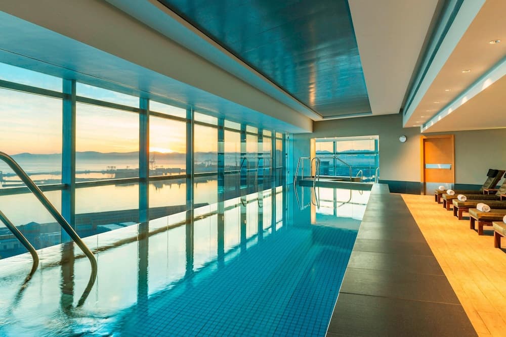 The Westin Cape Town, Pool