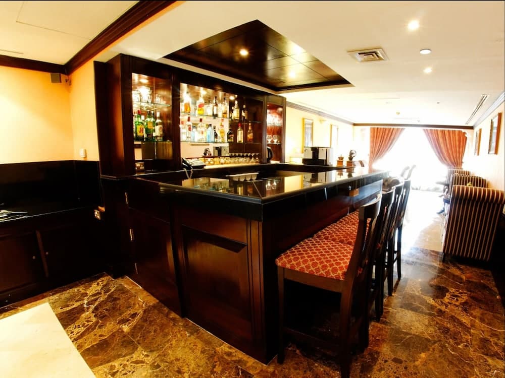 Arabian Courtyard Hotel & Spa, Executive lounge