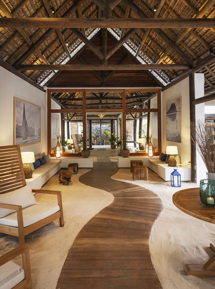 Veranda Pointe Aux Biches - GATTINONI, Interior Entrance