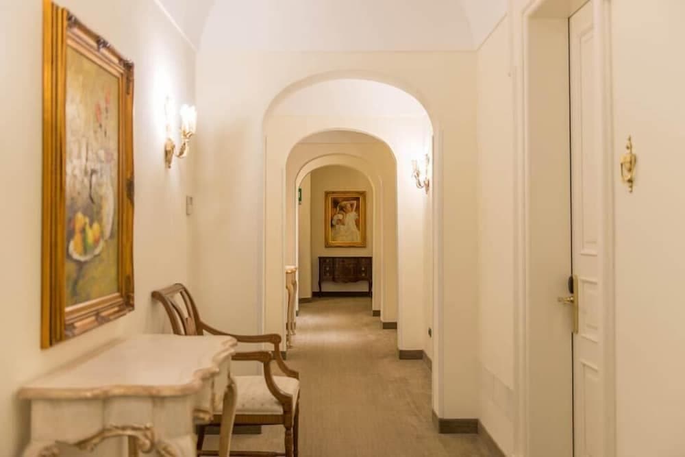 Grand Hotel di Lecce, Interior detail