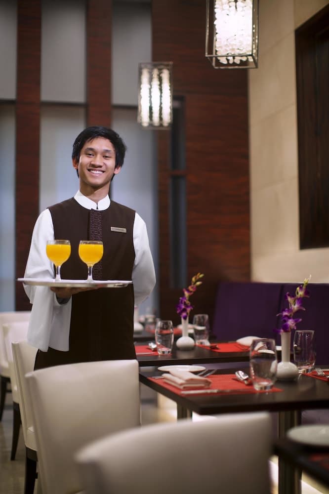 Swissotel Al Maqam Makkah, Restaurant