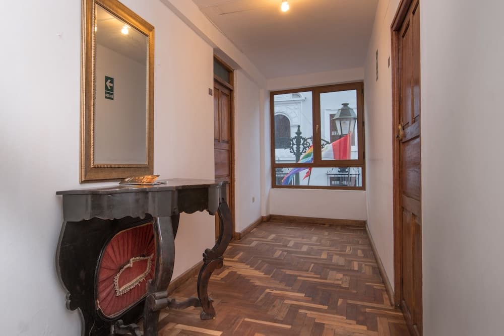 Intiwatana Hotel Boutique, Hallway