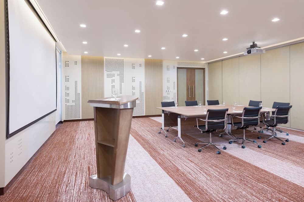 Intercityhotel Bawshar Muscat, Meeting facility