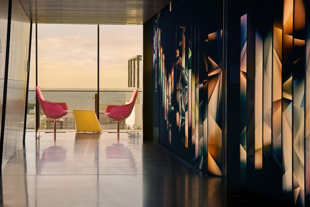 W Muscat, Property amenity