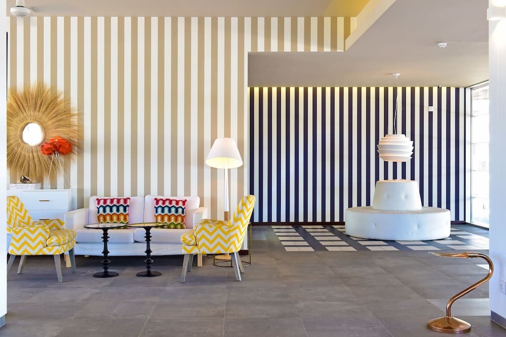 Pestana Alvor South Beach, Entrada (parte interna)