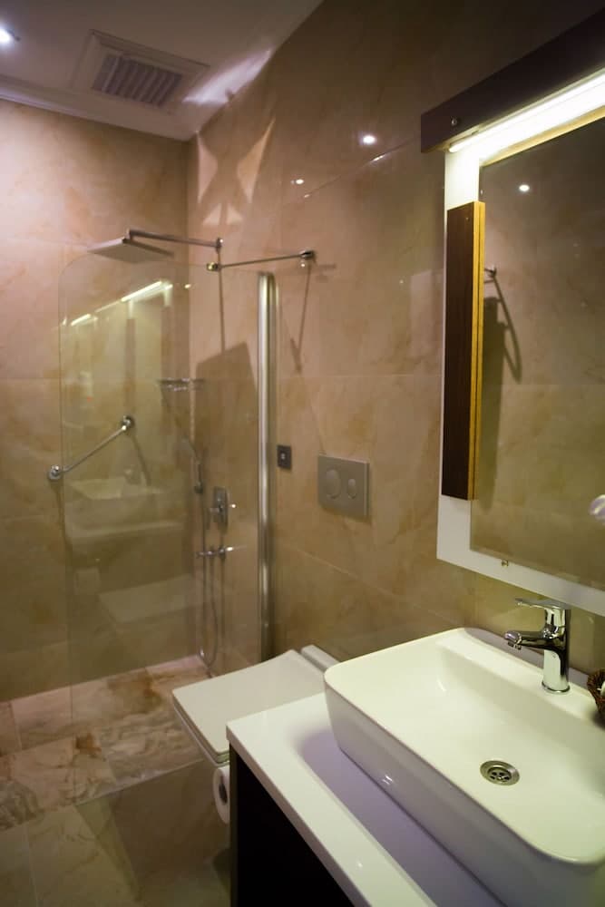Ölüdeniz Turquoise Hotel, Bathroom