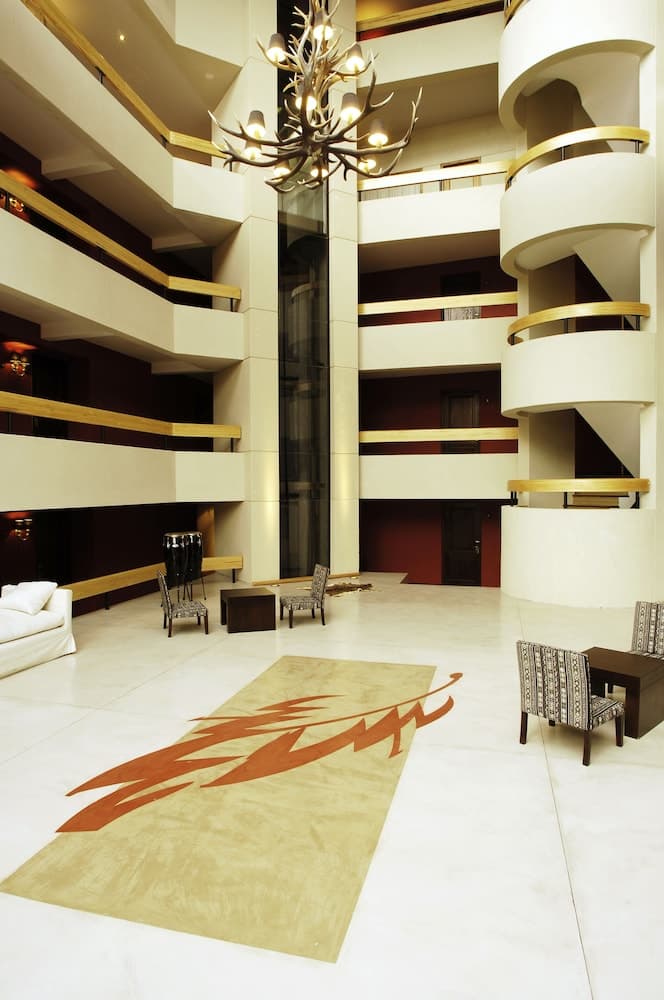 Cacique Inacayal Lake & Spa Hotel, Room