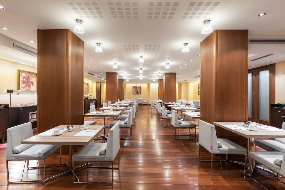 Crisol Almirante Bonifaz, Breakfast buffet