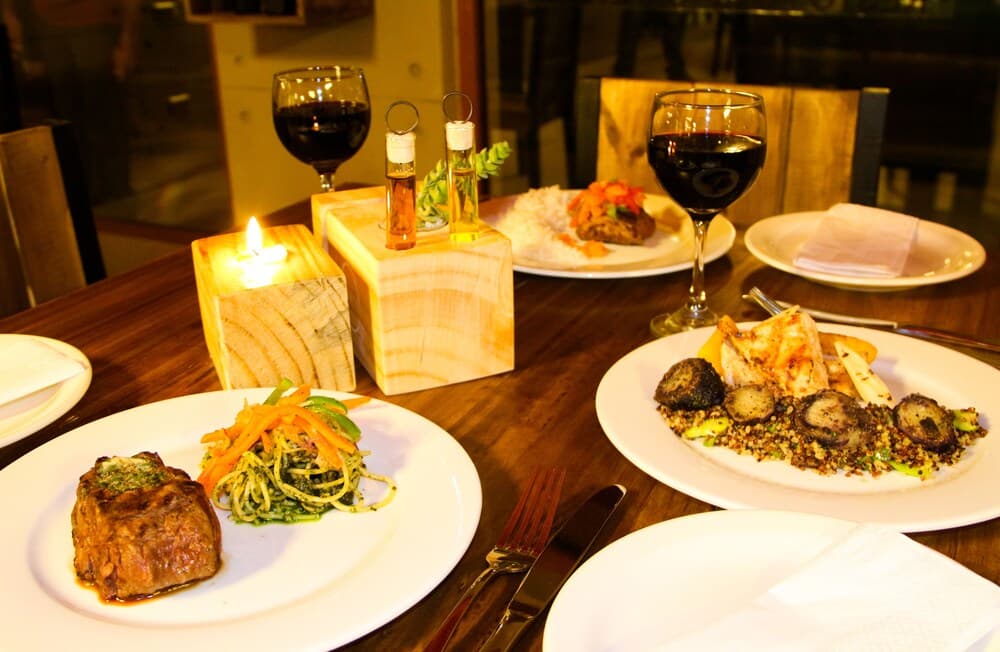 Hotel Jardines de Uyuni, Food and Drink