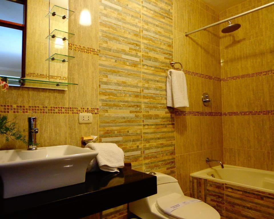 Majestad Hotel Boutique , 