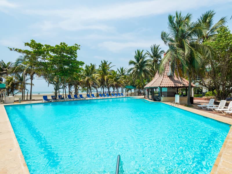 Las Americas Casa de Playa, PIS