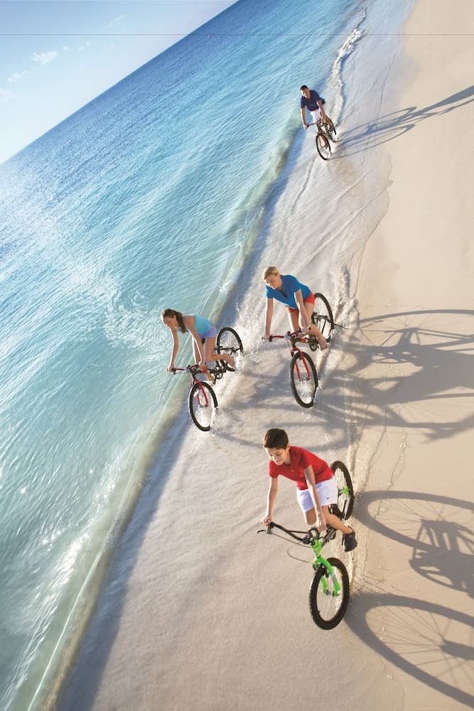 Dreams Onyx Resort & Spa All Inclusive, Bicycling