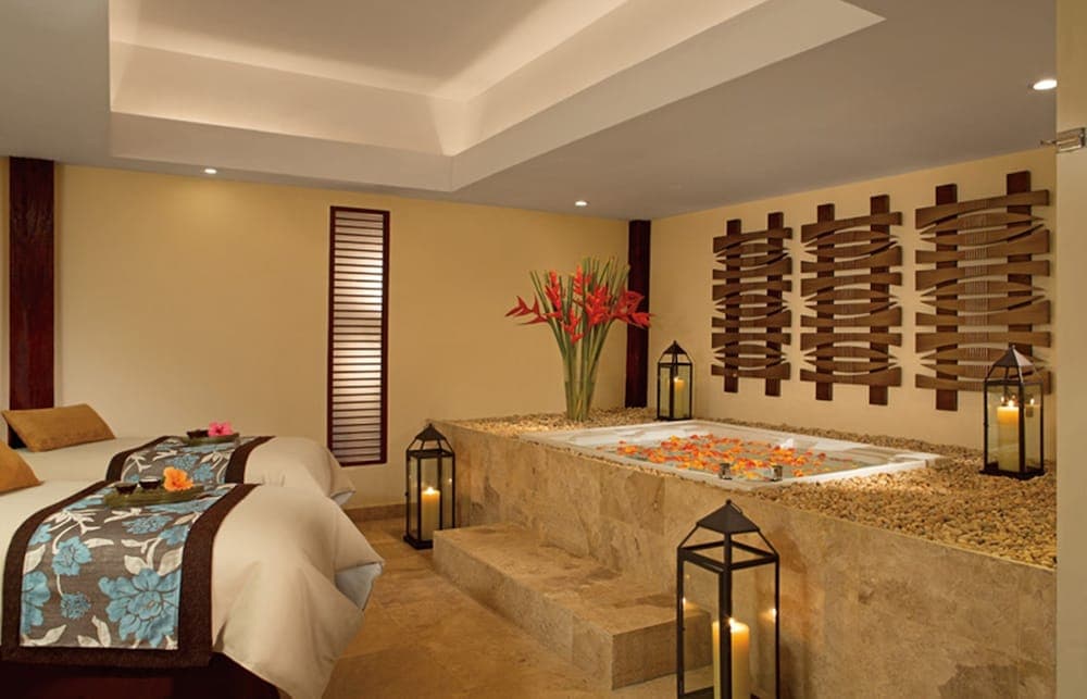 Dreams Sapphire Resort & Spa - All Inclusive, Treatment room