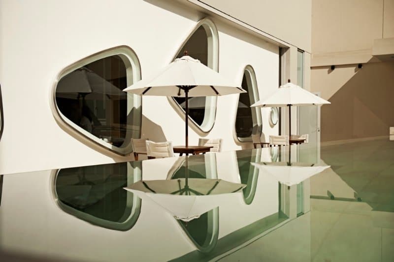 Dazzler Recoleta, PIS