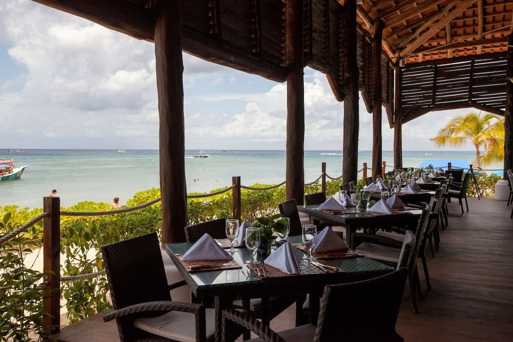 Occidental Cozumel (Nacional), Restaurant