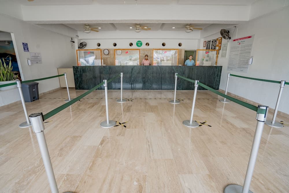 *Playa Suites, Reception