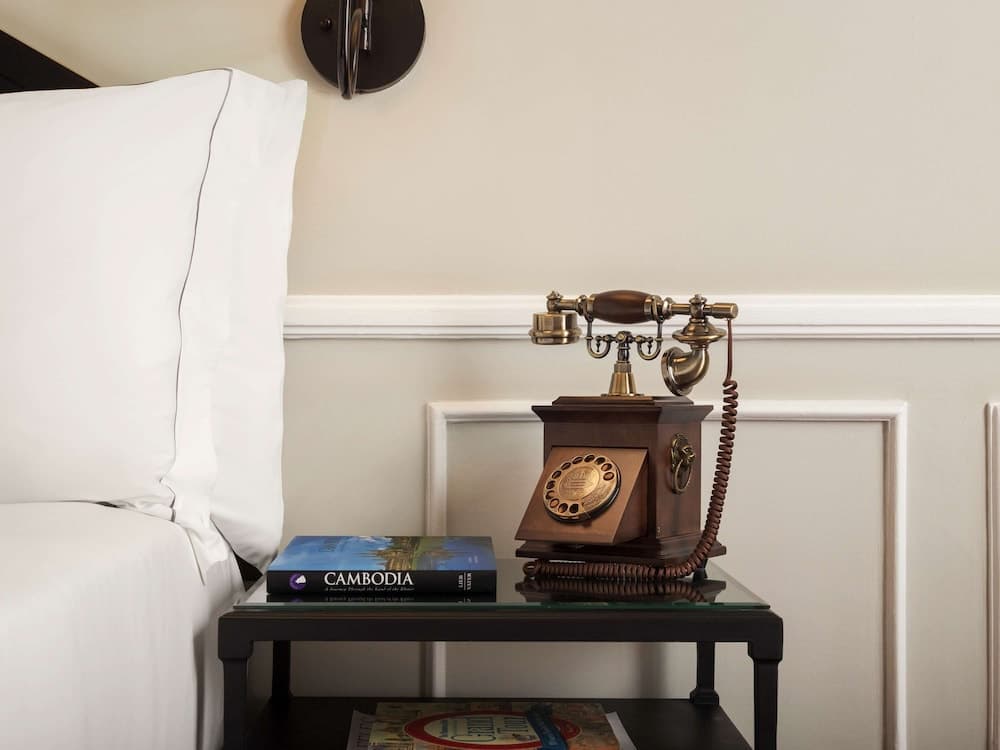 Raffles Hotel Le Royal, Room