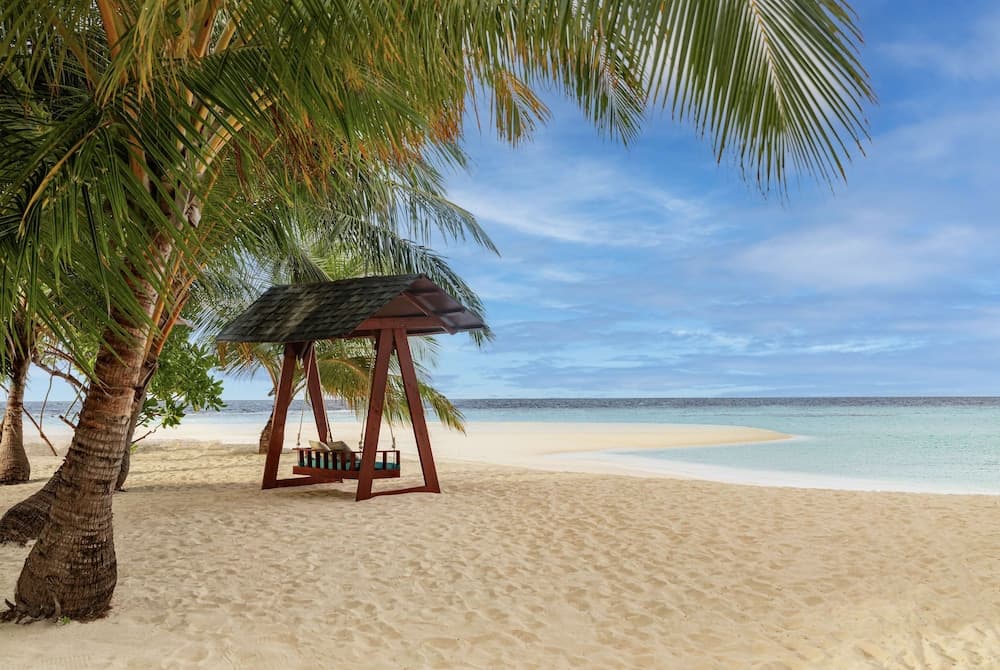 NH Collection Maldives Havodda Resort 2025 - GATTINONI, Beach