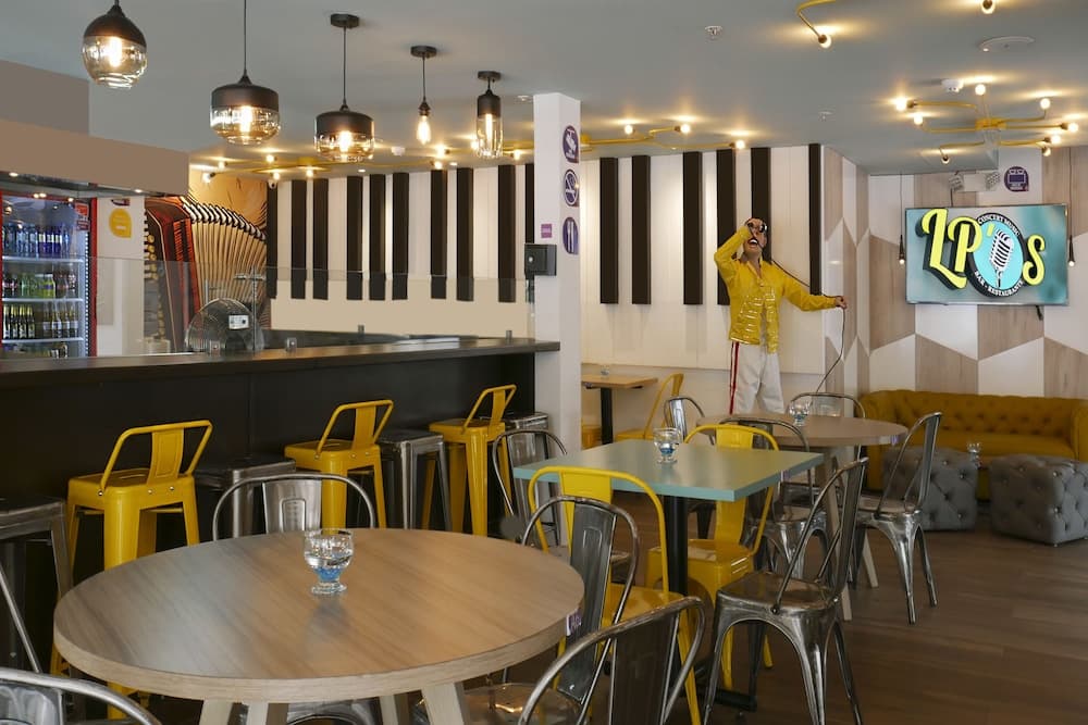 PARK INN BY RADISSON QUITO, Restaurant