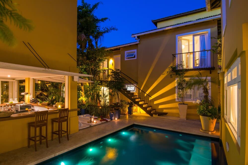 LA CHIMERE, Outdoor pool