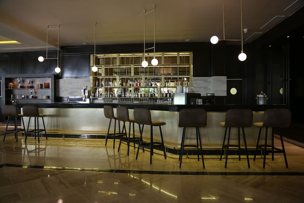 Bahia Principe Grand Coba - All Inclusive [Bloqueos], Sports Bar