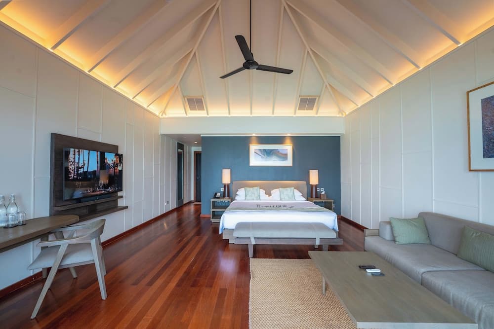 Veligandu Maldives Resort Island, Room