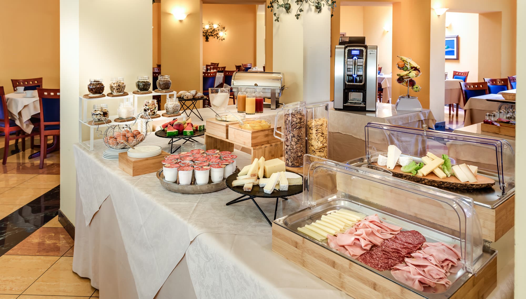 Da Vinci, Restaurant