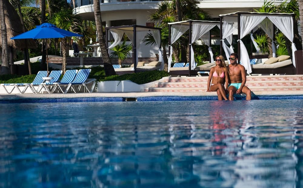 The Reef Playacar Beach Resort & Spa, Outdoor pool
