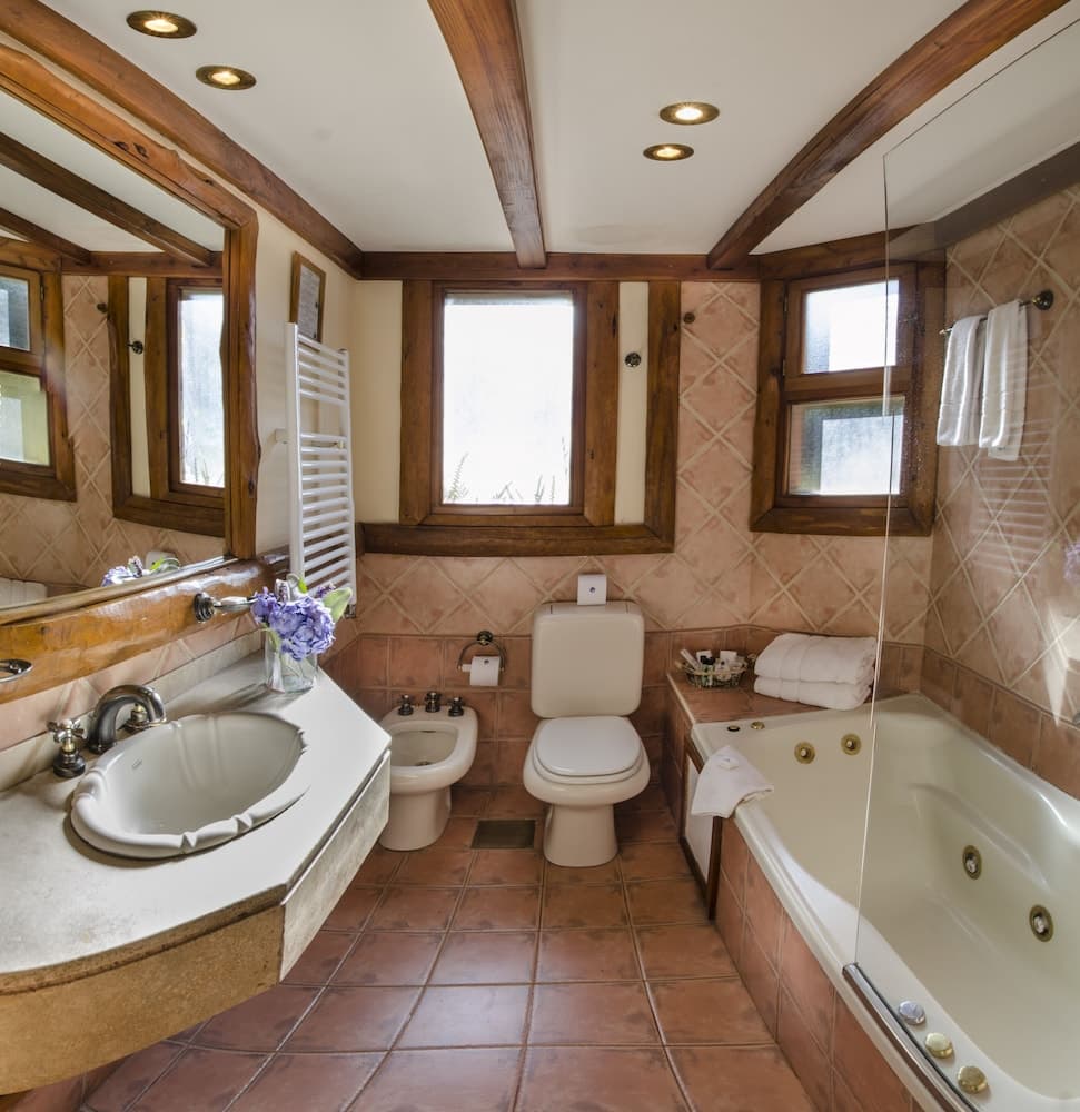 Nido del Condor Hotel & Spa, Bathroom