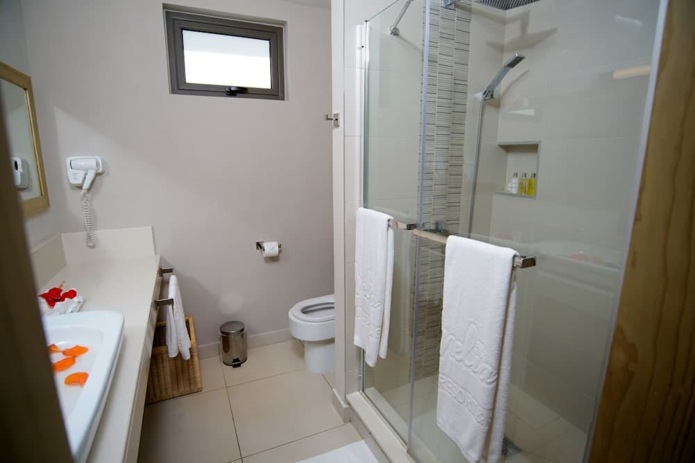 Anelia Resort & Spa, Bathroom