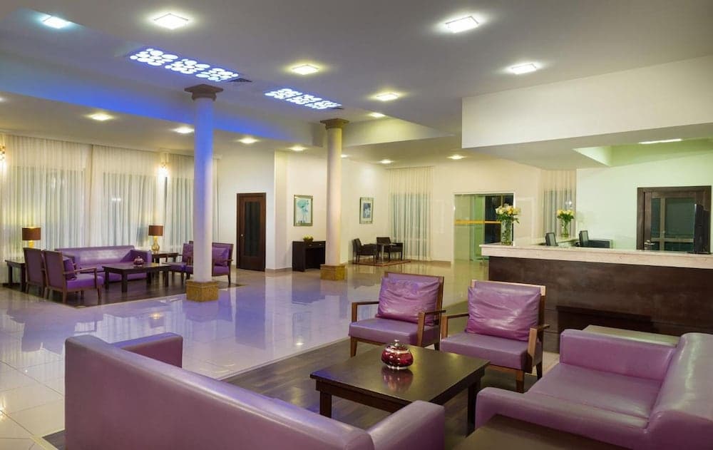 City Hotel Duqm, Lobby