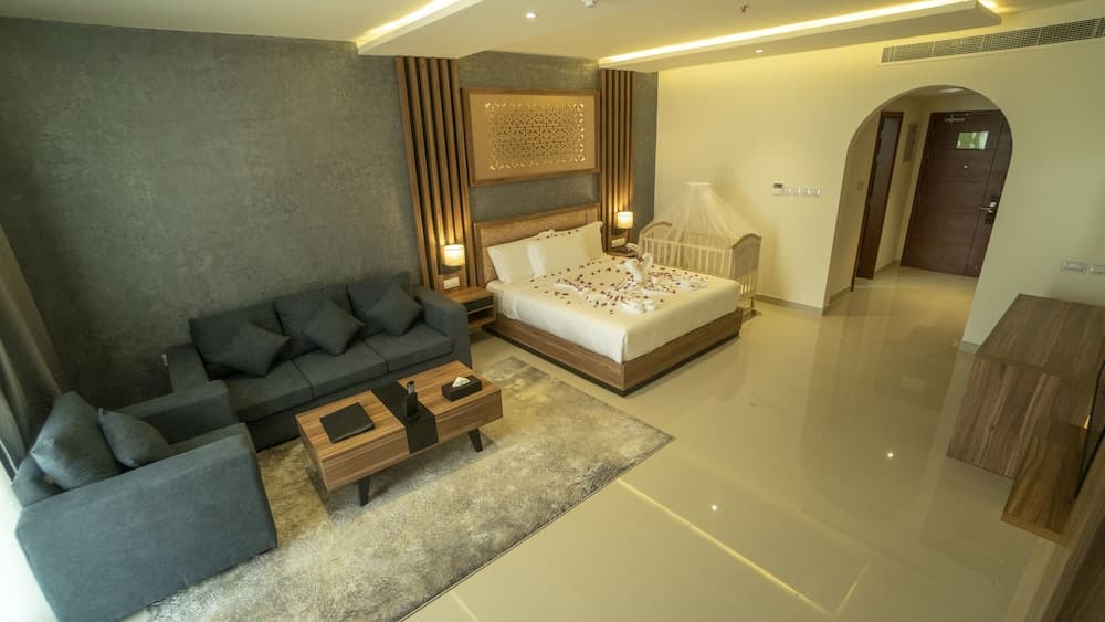 The Plaza Hotel and Resort, Room