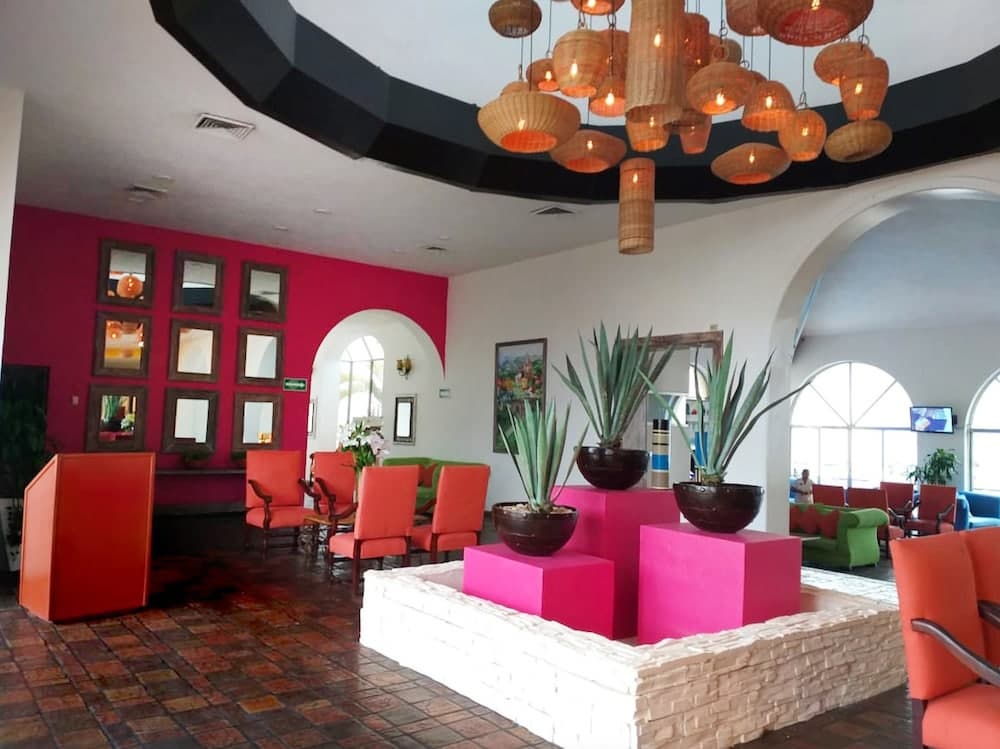 All Ritmo Cancun Resort & Water Park - All Inclusive [EXCLUSIVO BLOQUEOS], Lobby sitting area