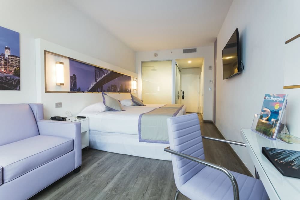 RIU Plaza New York Times Square, Room
