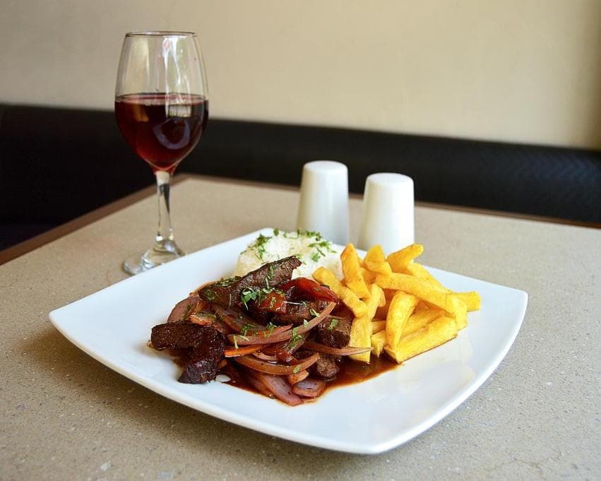 Los Girasoles Hotel , 